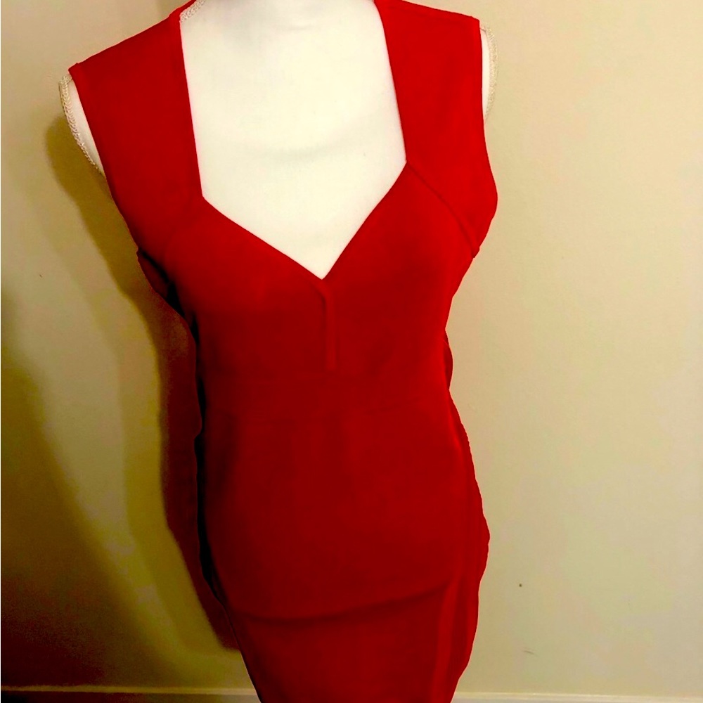 Guess red dress